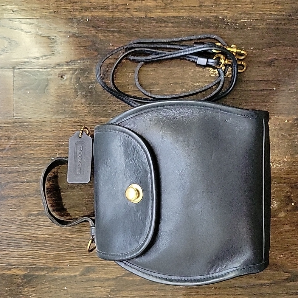Vintage Coach Navy Derby Bag 9904